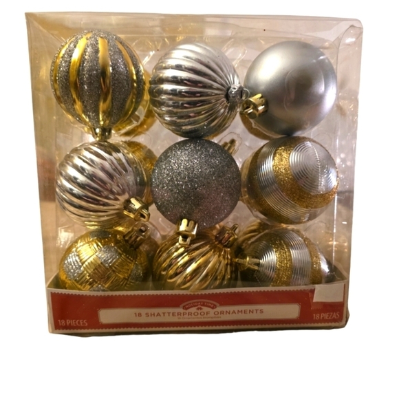 18pk Christmass Ball Ornaments - Gold & Silver W/Gold & Silver Glitter - Picture 2 of 2